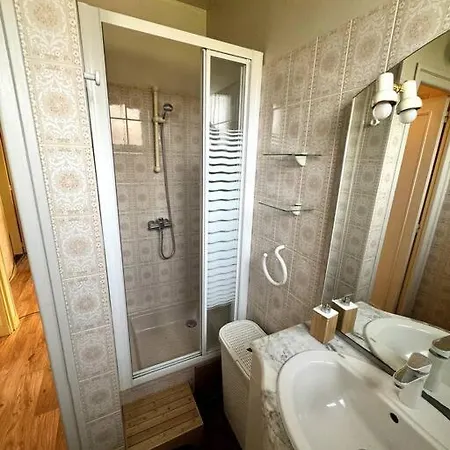 Proche De L'hyper-centre Avec Garage