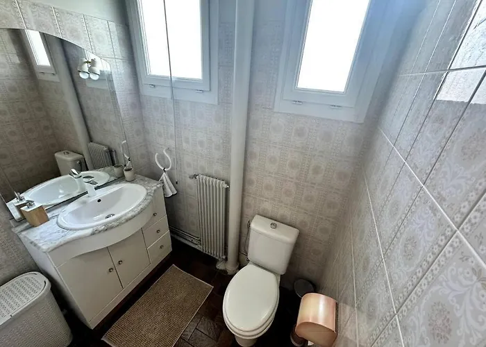 Proche De L'hyper-centre Avec Garage *