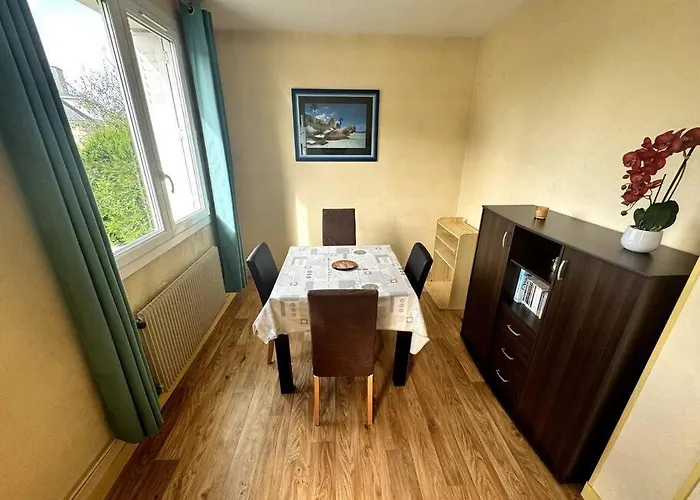 Proche De L'hyper-centre Avec Garage Apartment Caen